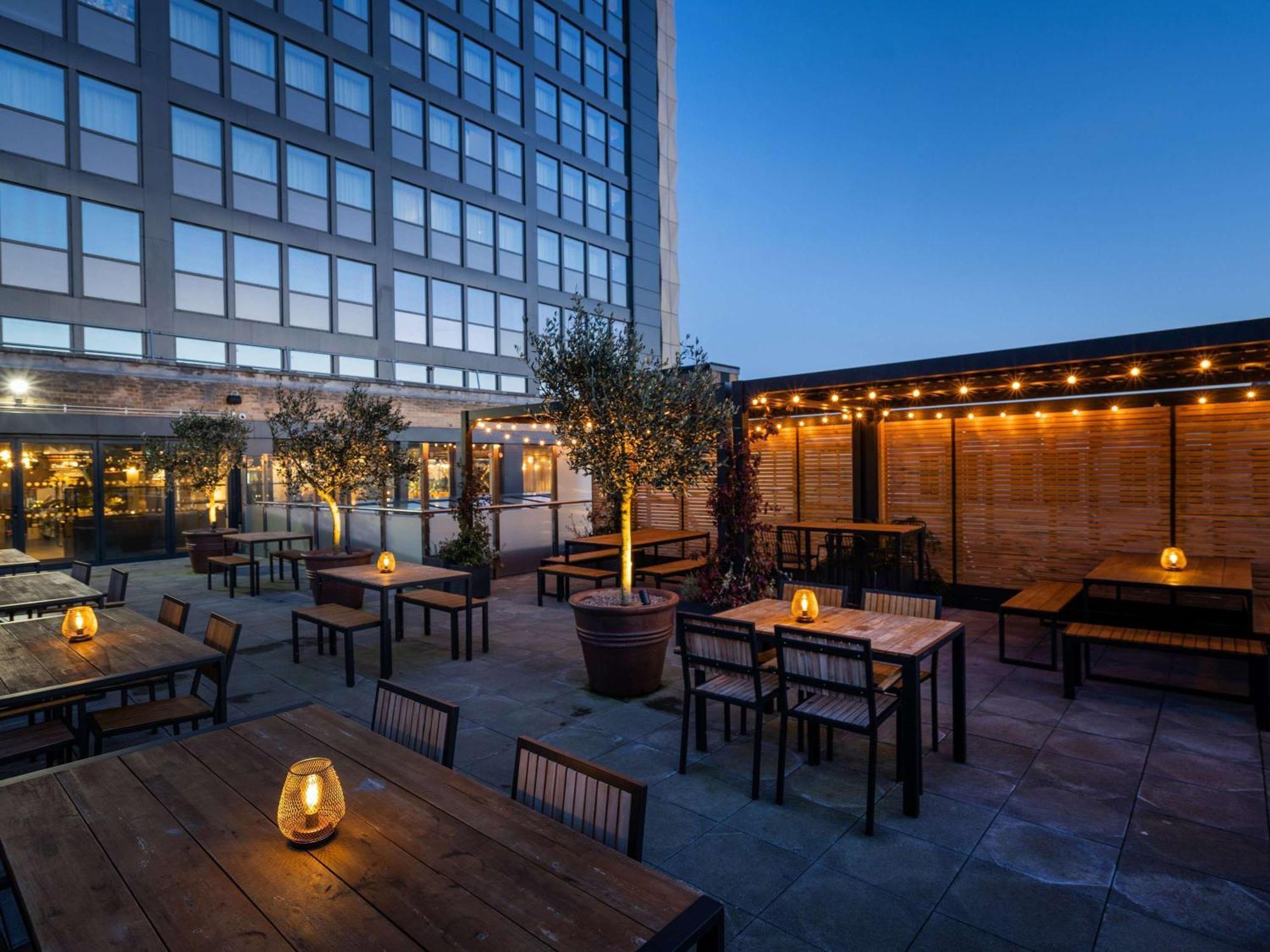 Mercure Newport Exteriér fotografie
